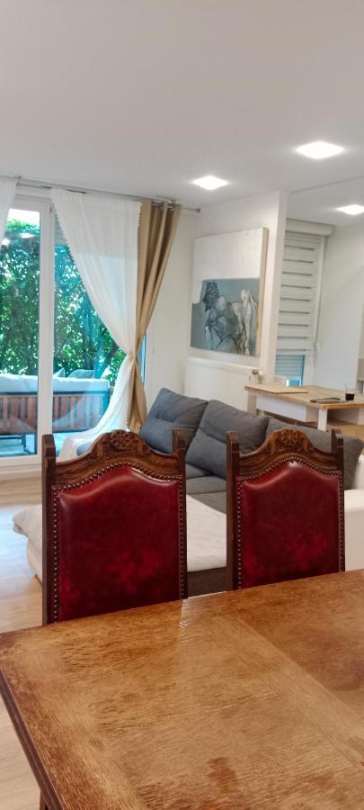 Tres Bel Appartement Rez De Jardin Appart De 53M2. Pfastatt Экстерьер фото